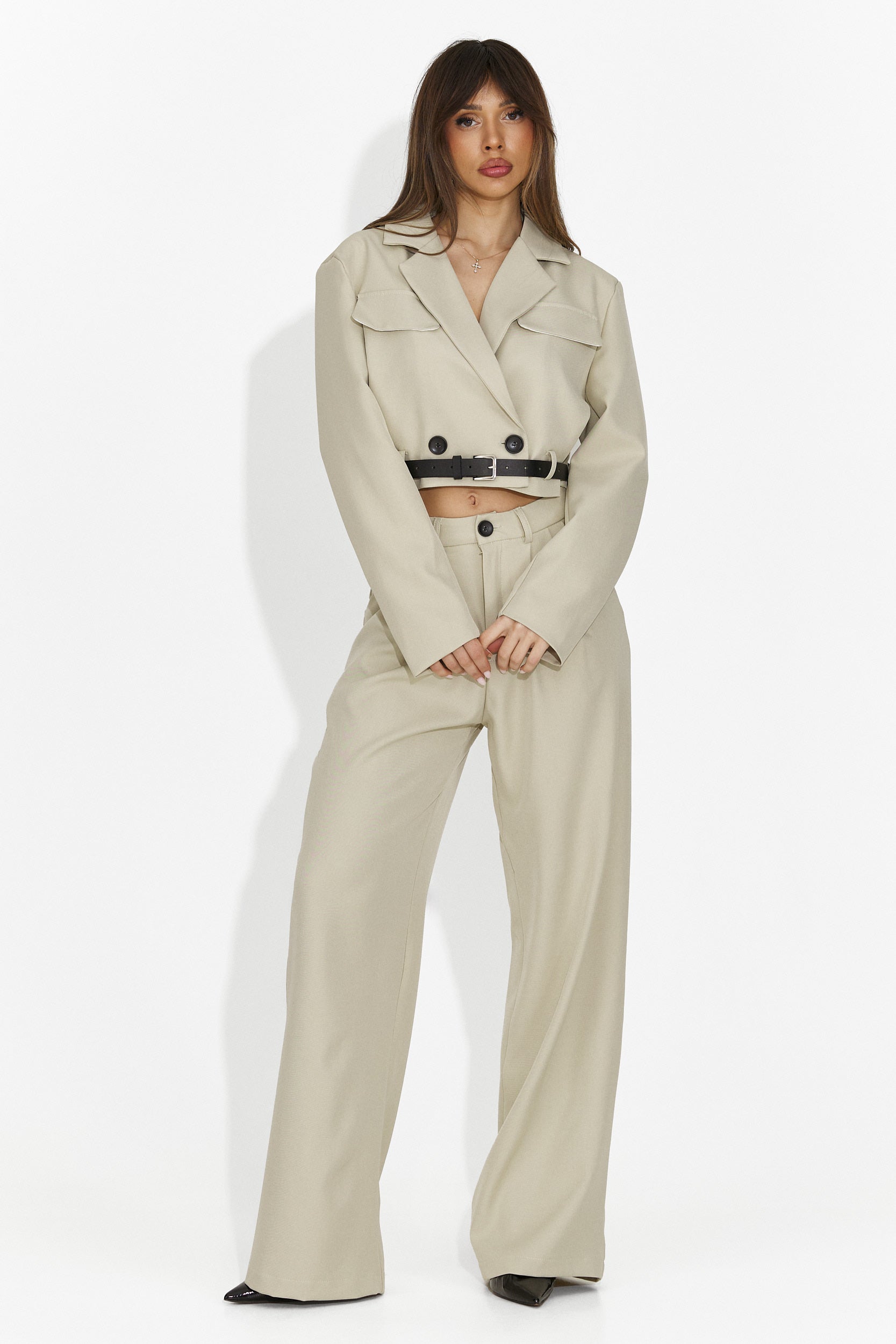 Elegáns női kosztüm bézs Esmara Bogas