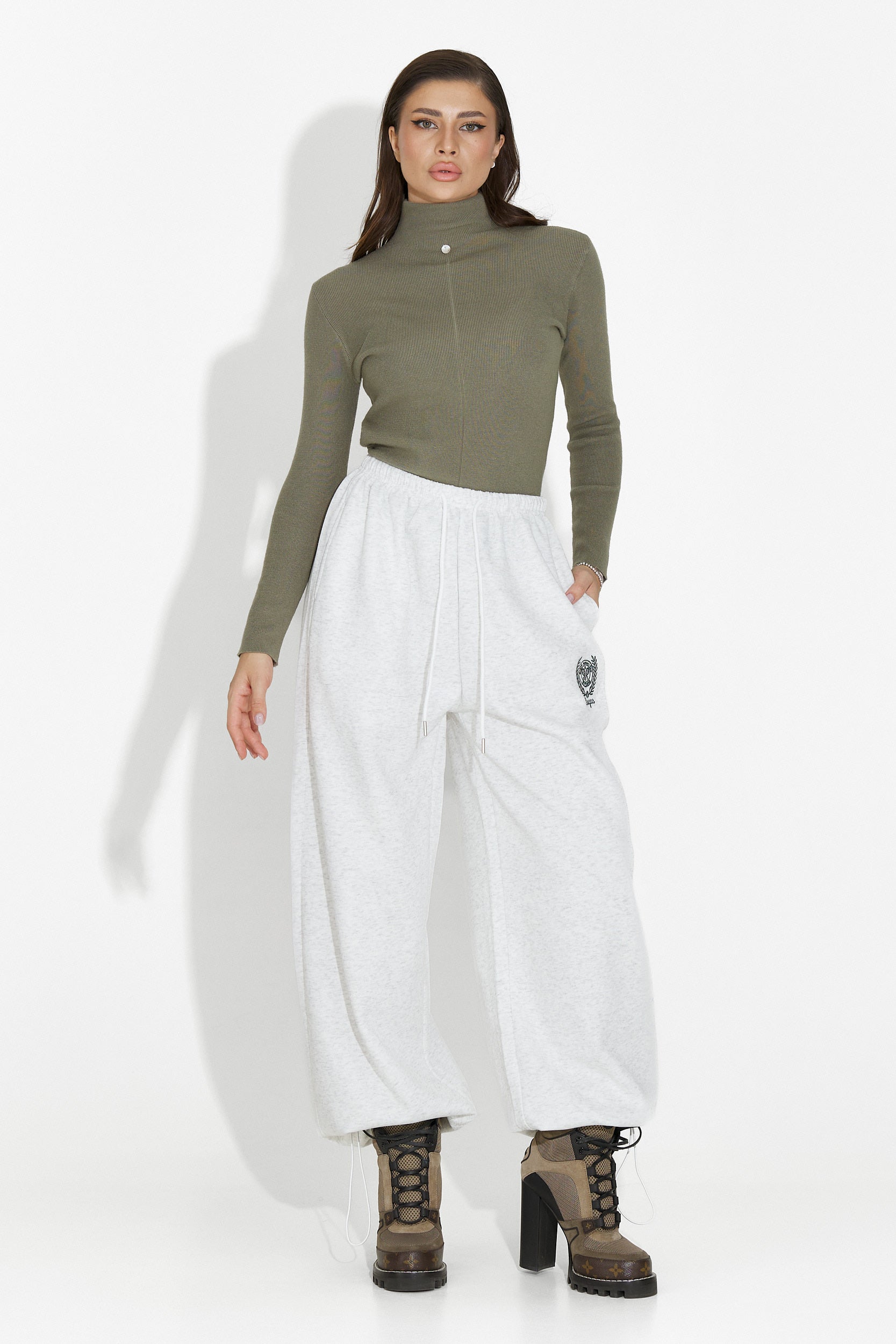 Laza Khaki Női Pulóver Invera Bogas