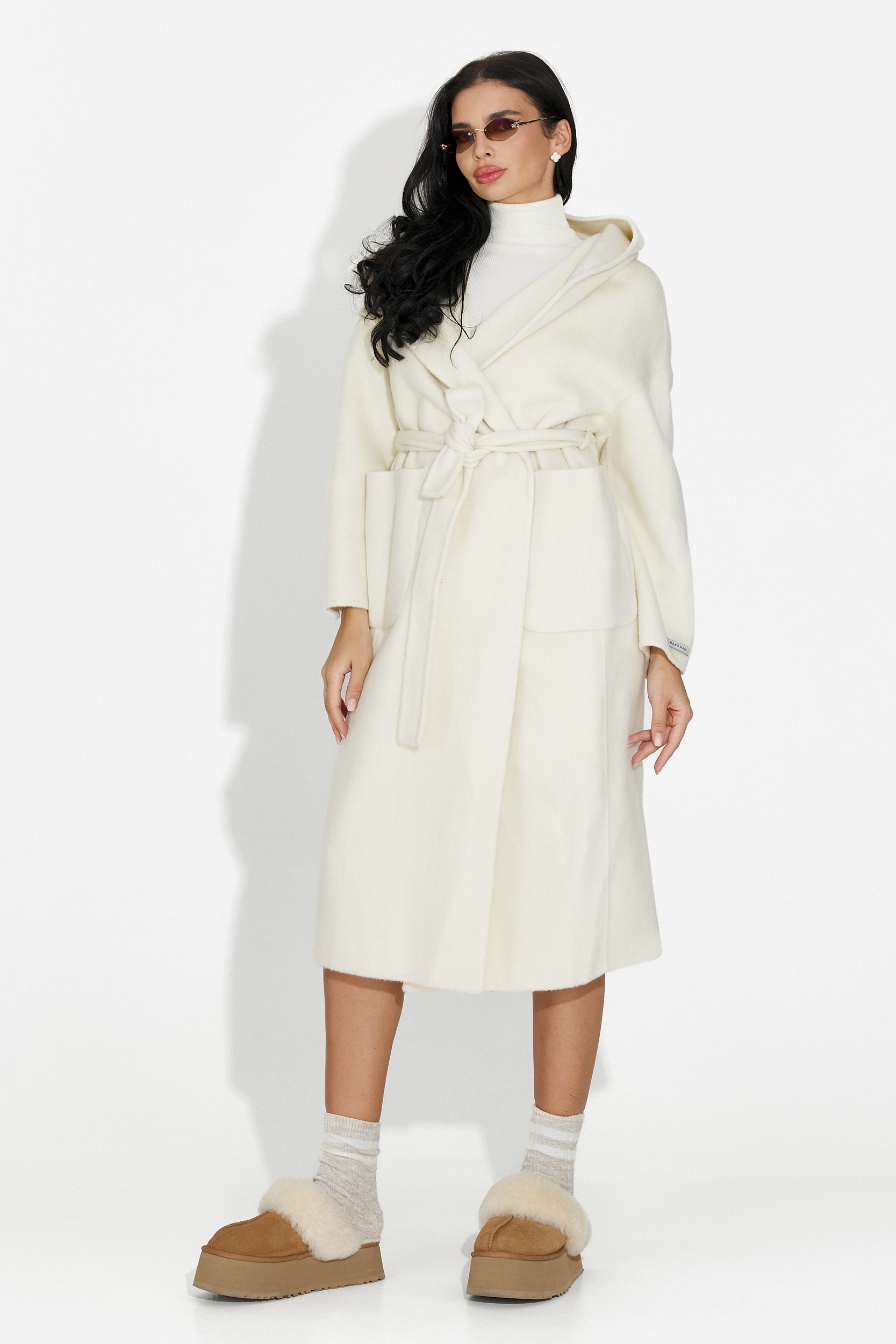 Elegáns Bezs Női Kabát Carivana Bogas