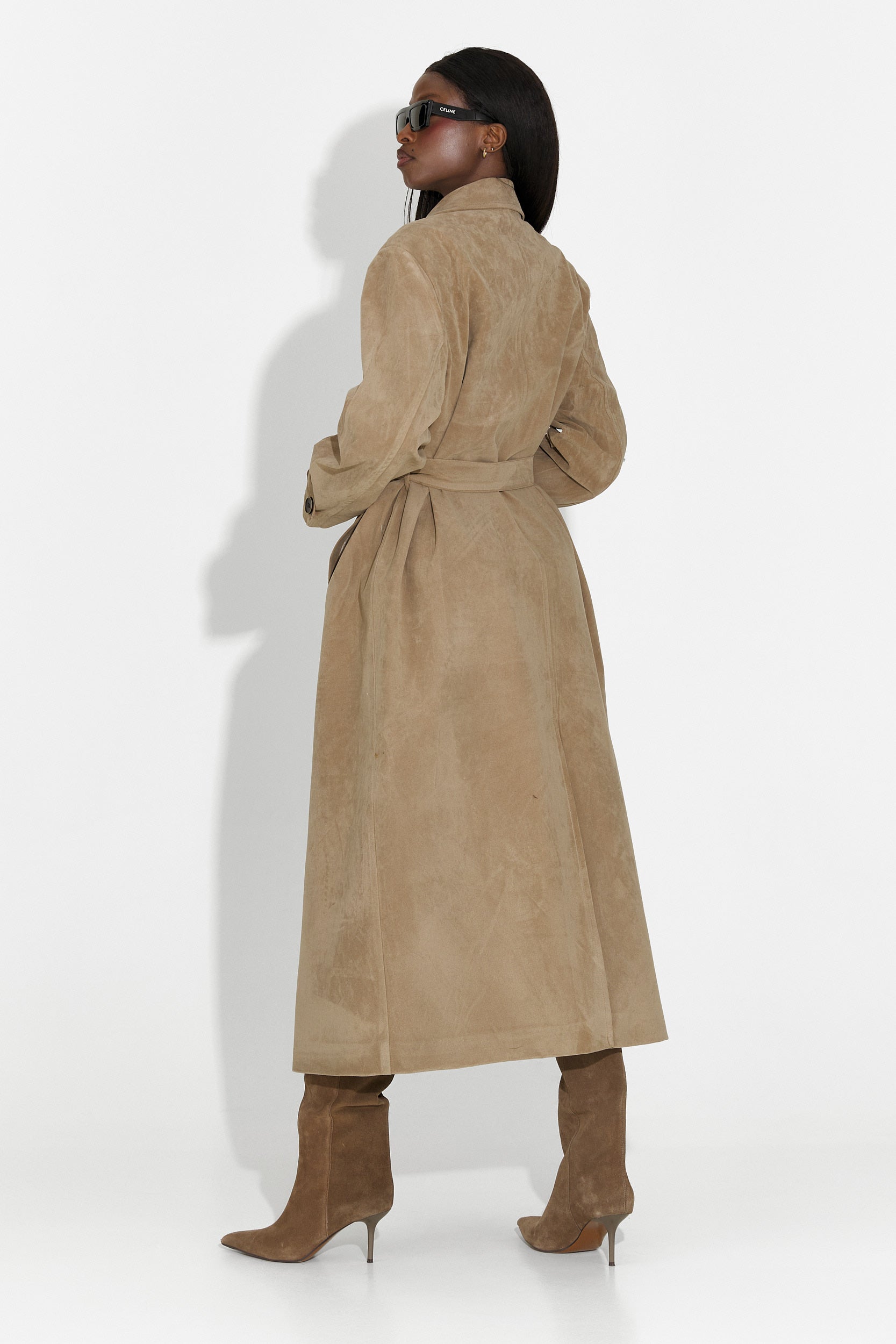 Elegáns bézs Seliora Bogas hölgykabát