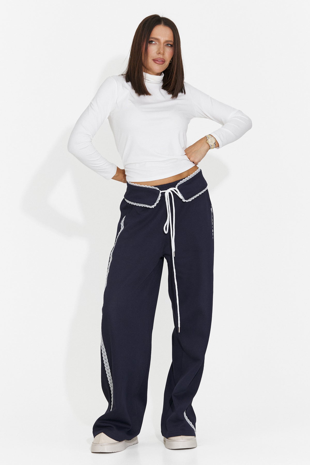 Pantaloni casual bleu Nulenoa Bogas