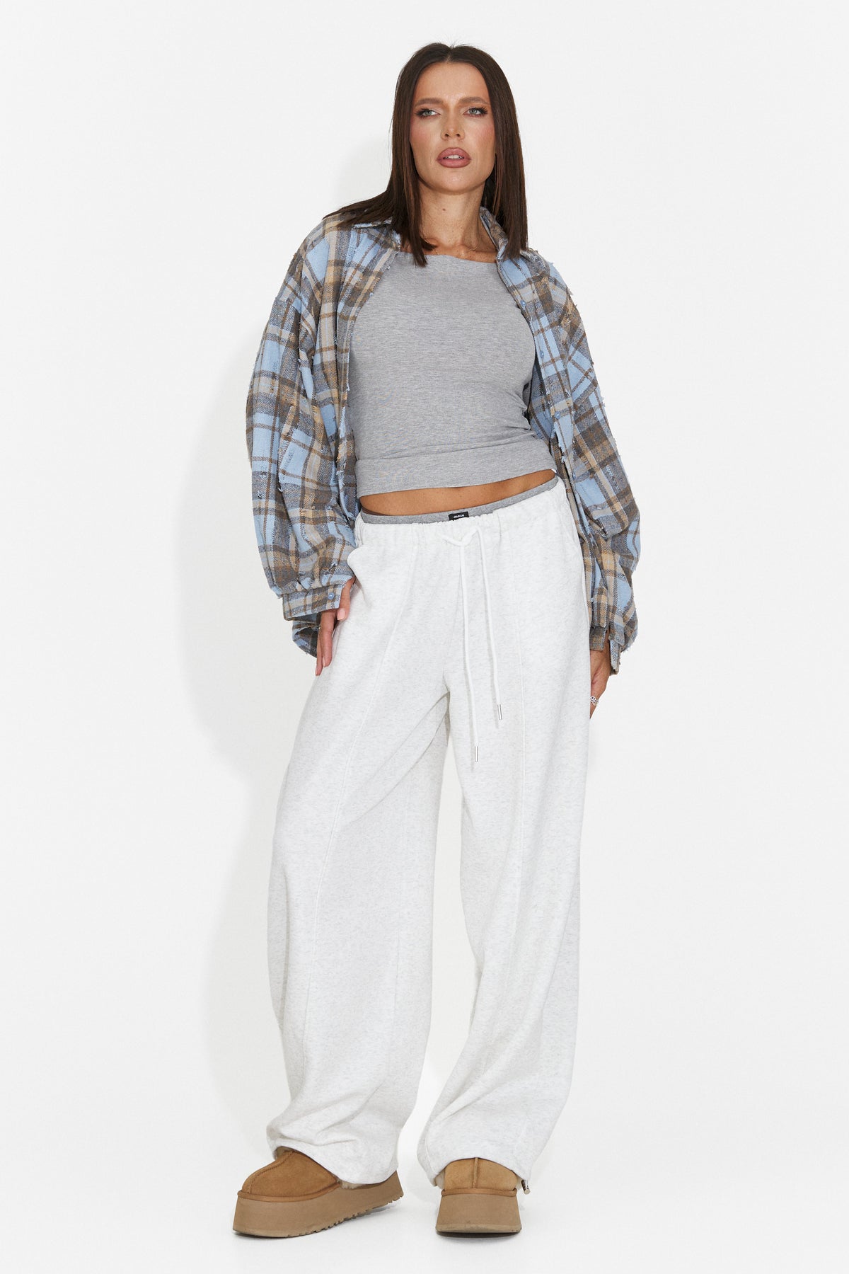 Pantaloni casual gri Velucnira Bogas