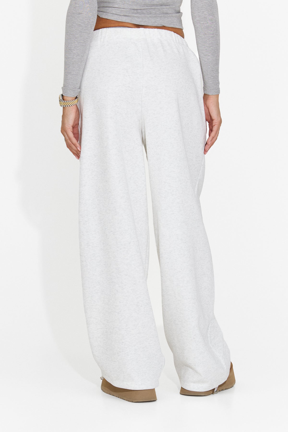 Pantaloni casual gri Velucnira Bogas