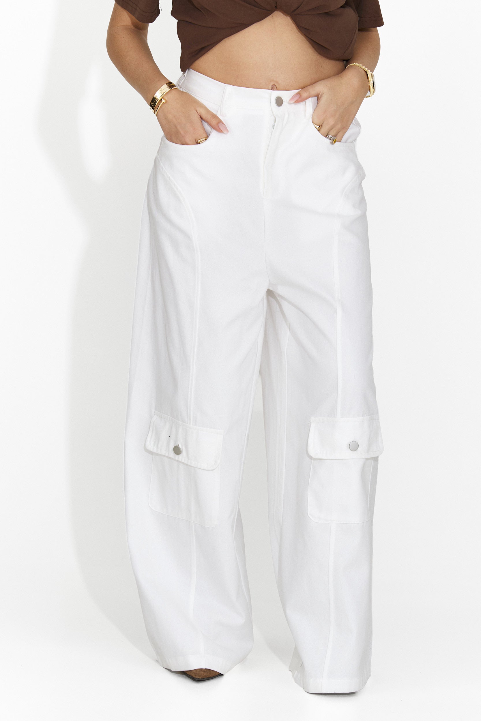 Nederia Bogas laza fehér női nadrág