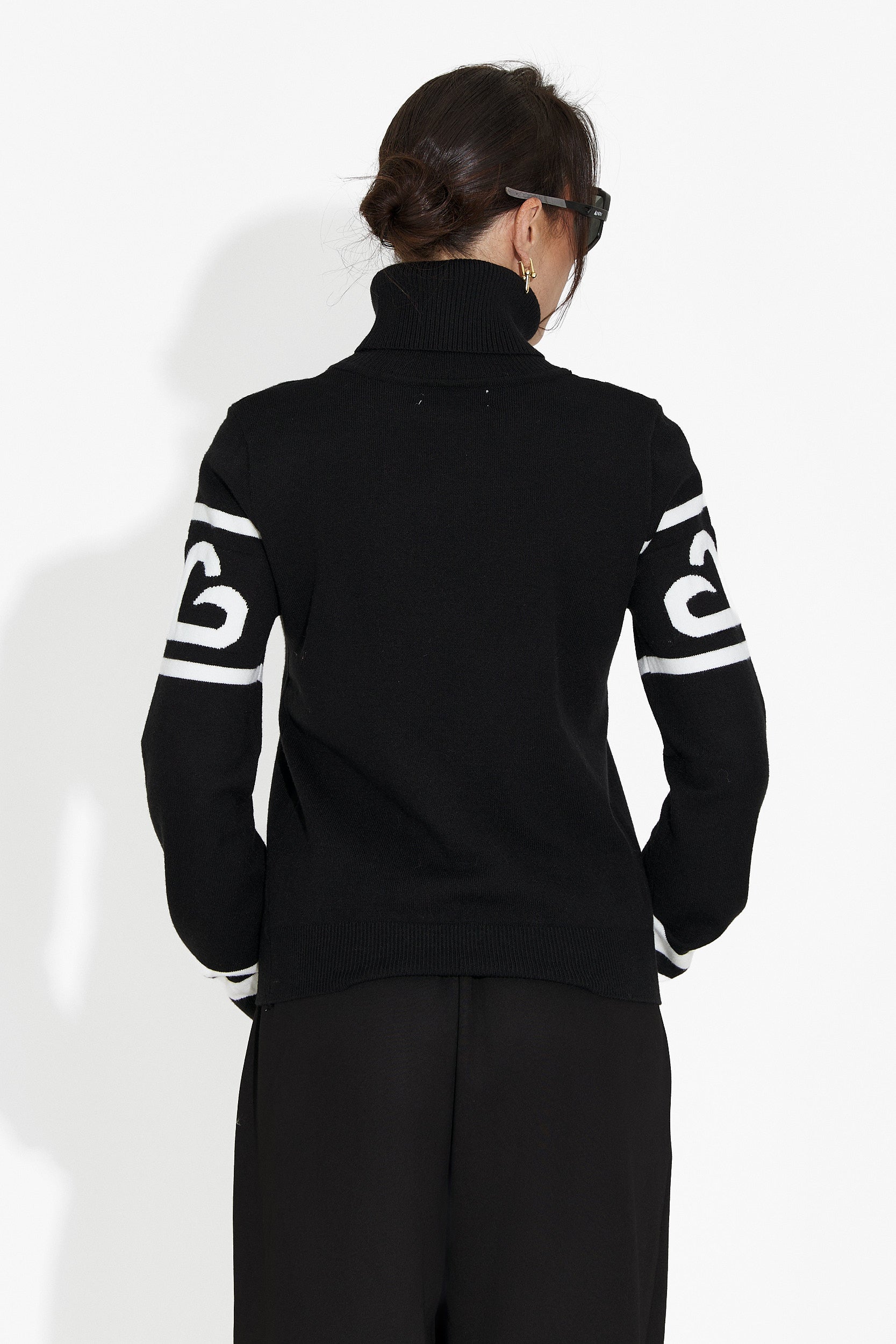 Női fekete alkalmi pulóver Nelora Bogas