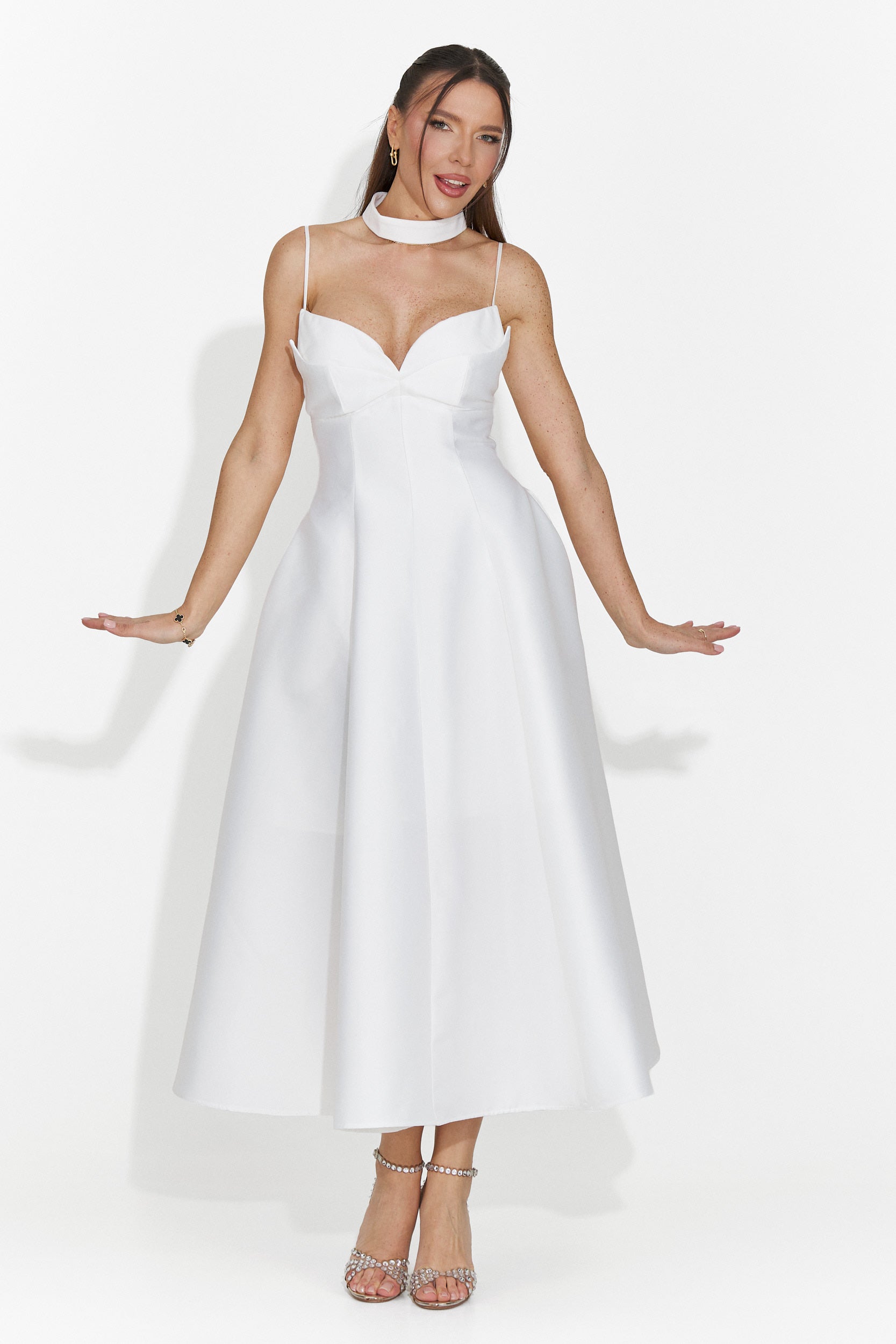 Hosszú fehér női ruha Coriza Bogas