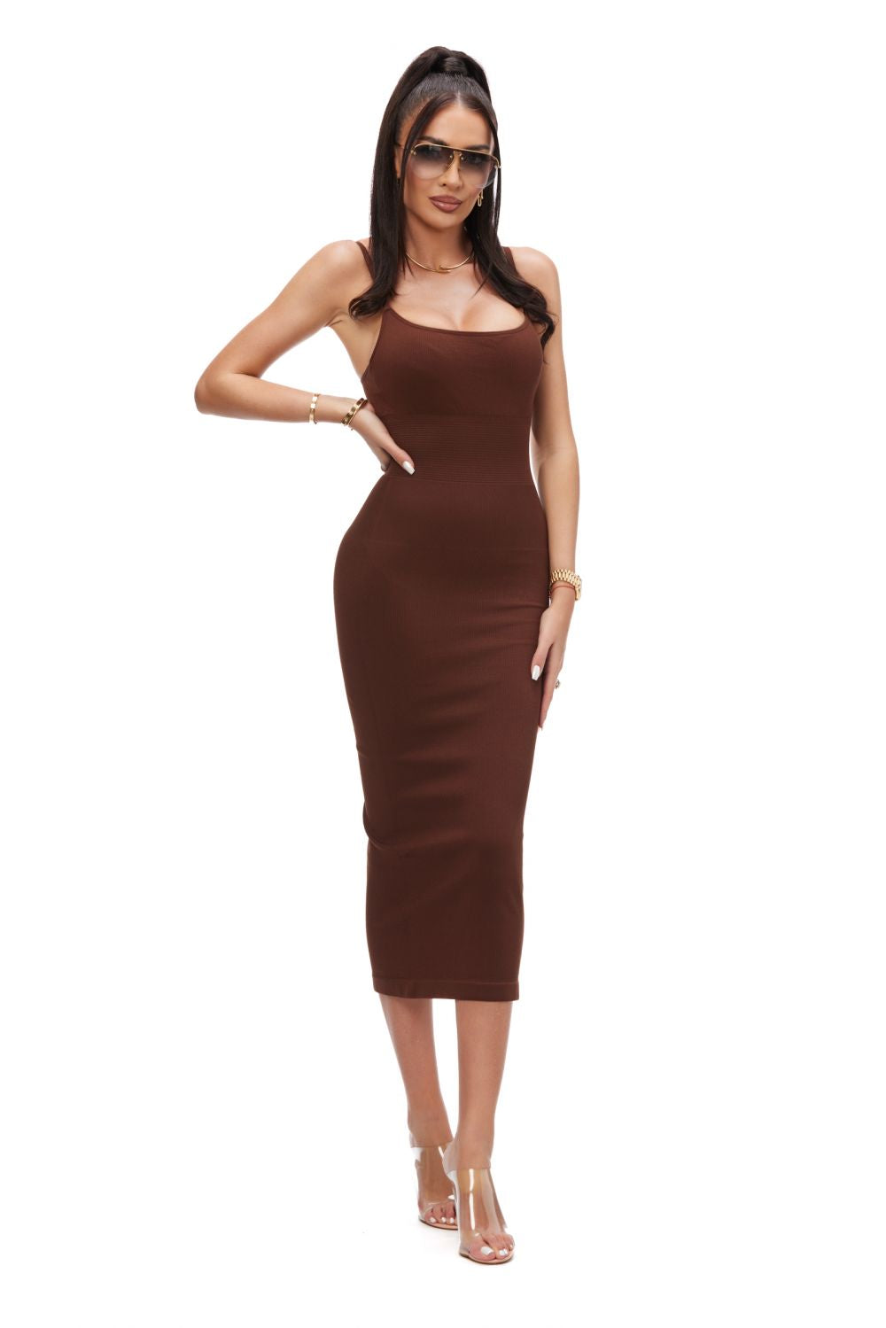 Modely midi ruha nőknek barna Modely Bogas