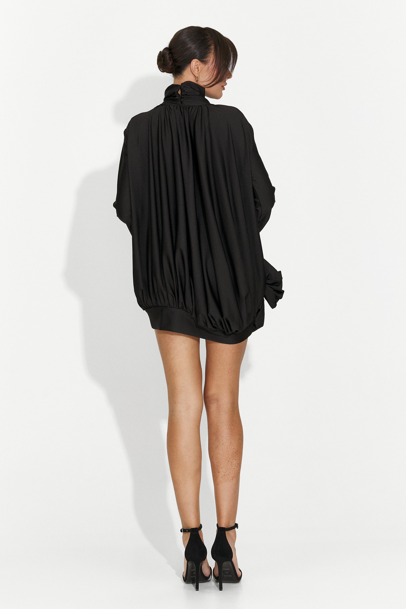 Női rövid fekete ruha Viardo Bogas