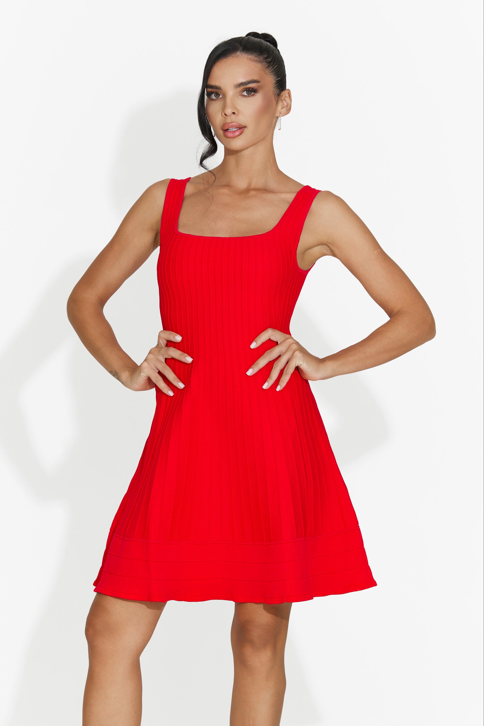 Női rövid piros ruha Betana Bogas