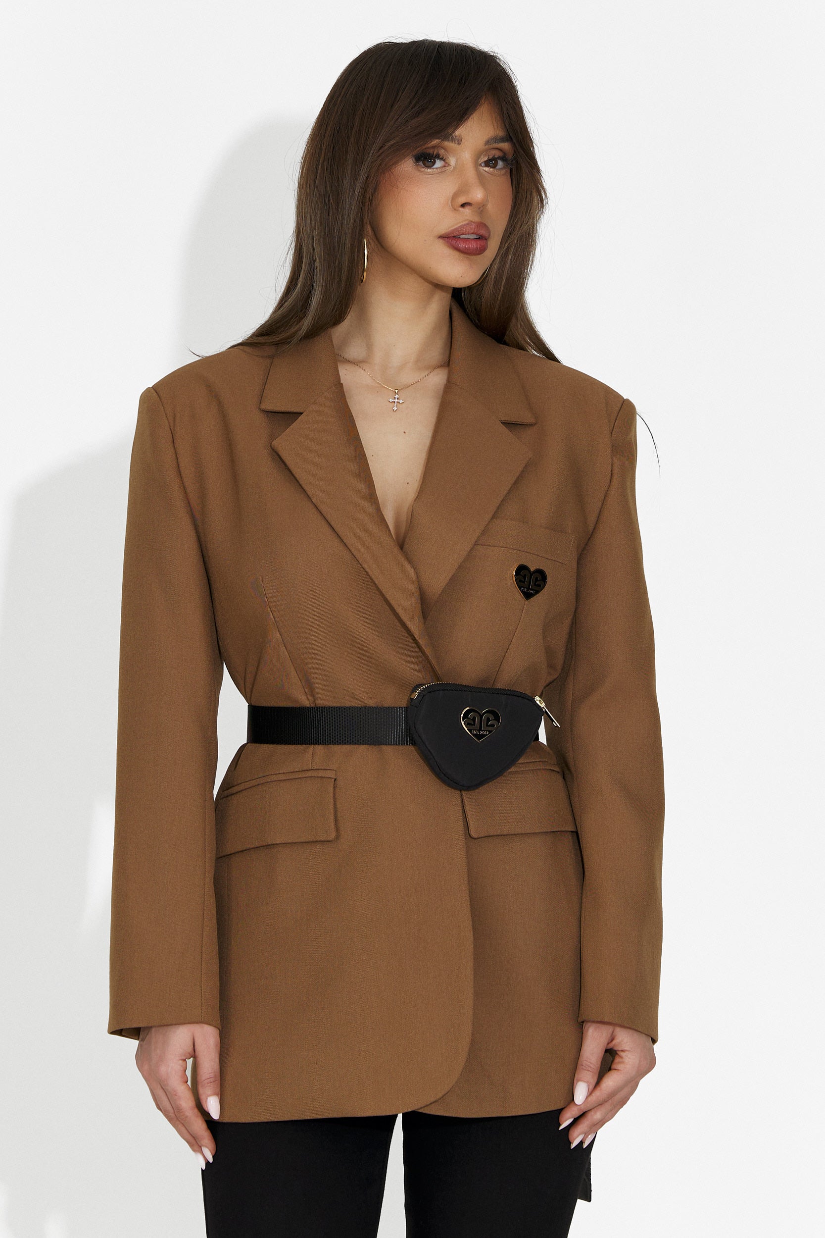 Elegáns barna női blézer Zoira Bogas-tól