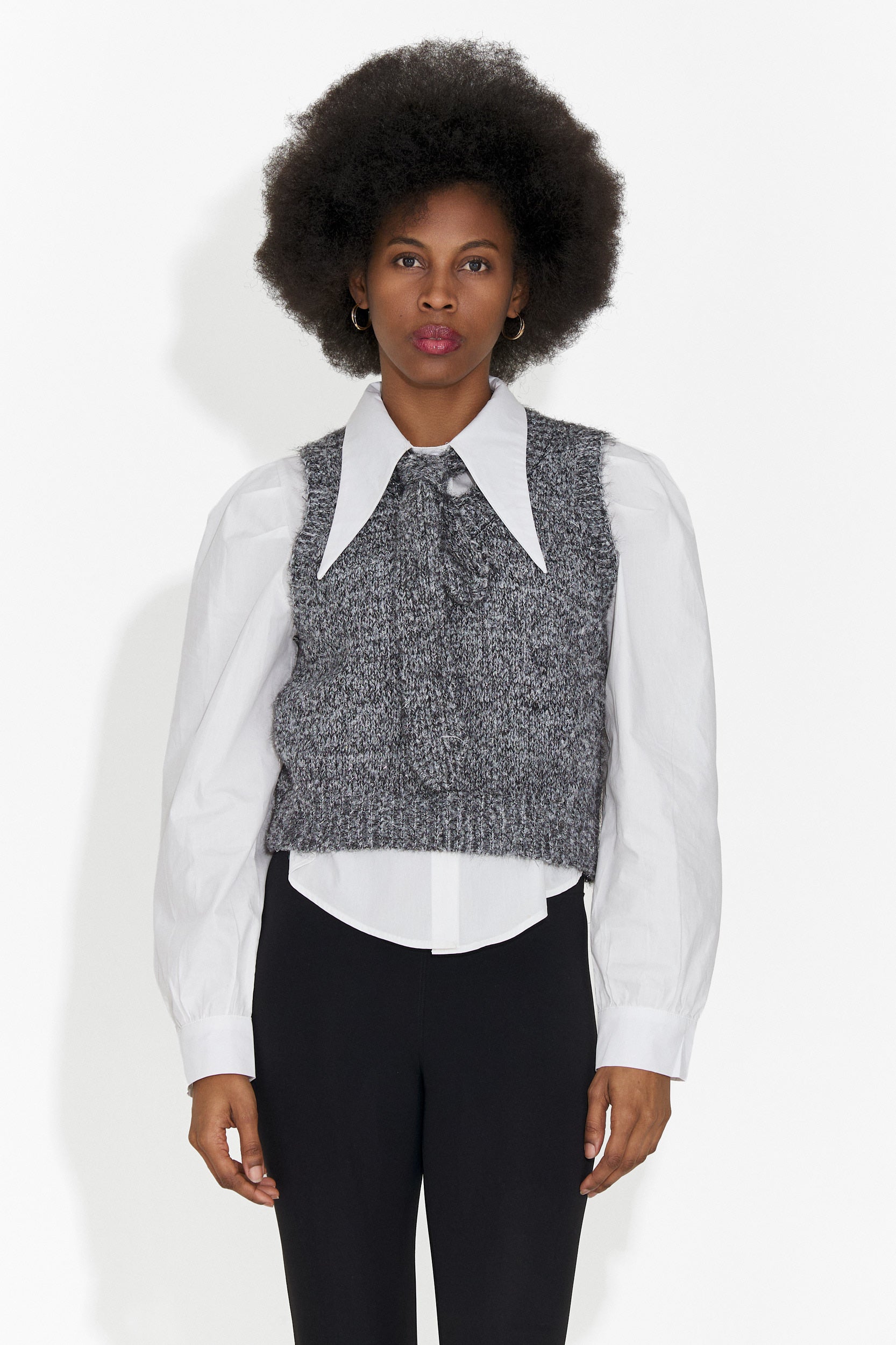 3 darabos szett: ing + mellény + szürke nyakkendő Izaura Bogas