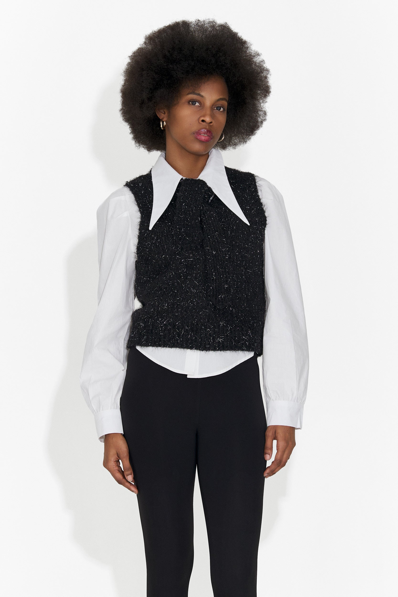 3 darabos szett: ing + mellény + fekete nyakkendő Izaura Bogas