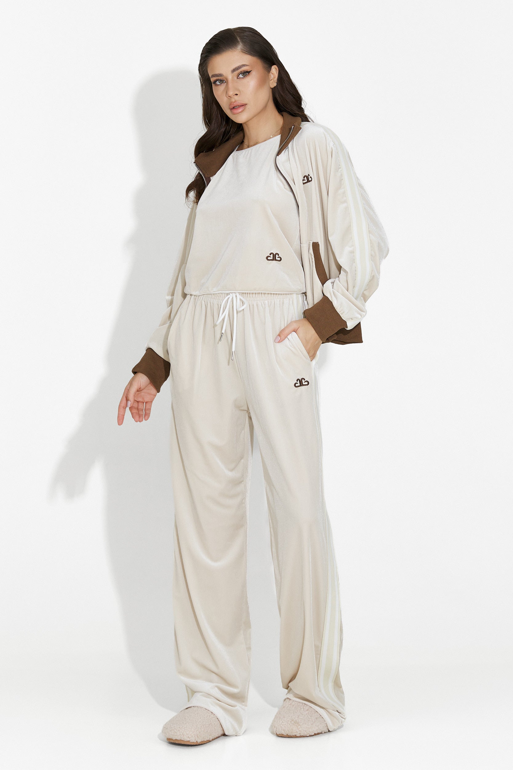 Chanela Bogas Bezs Casual Női Edzés