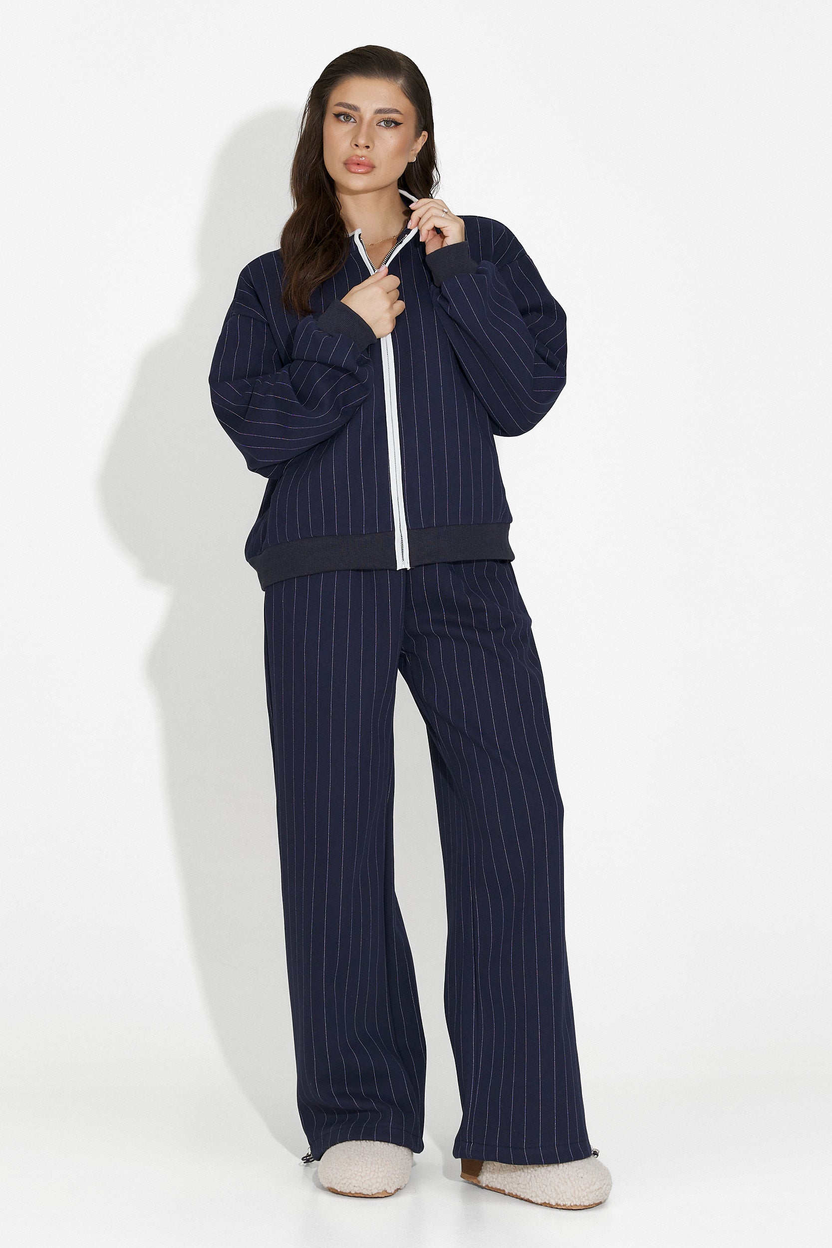 Laza sötétkék női edzőruha Saviera Bogas-tól