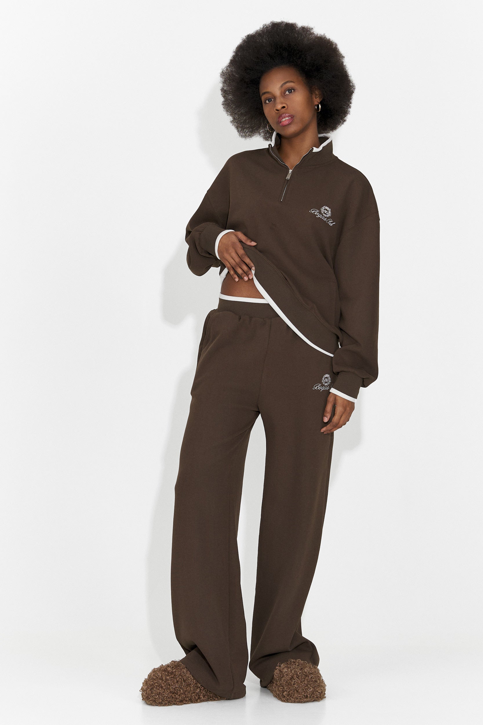 Vilma Bogas Hétköznapi Barna Női Edzés