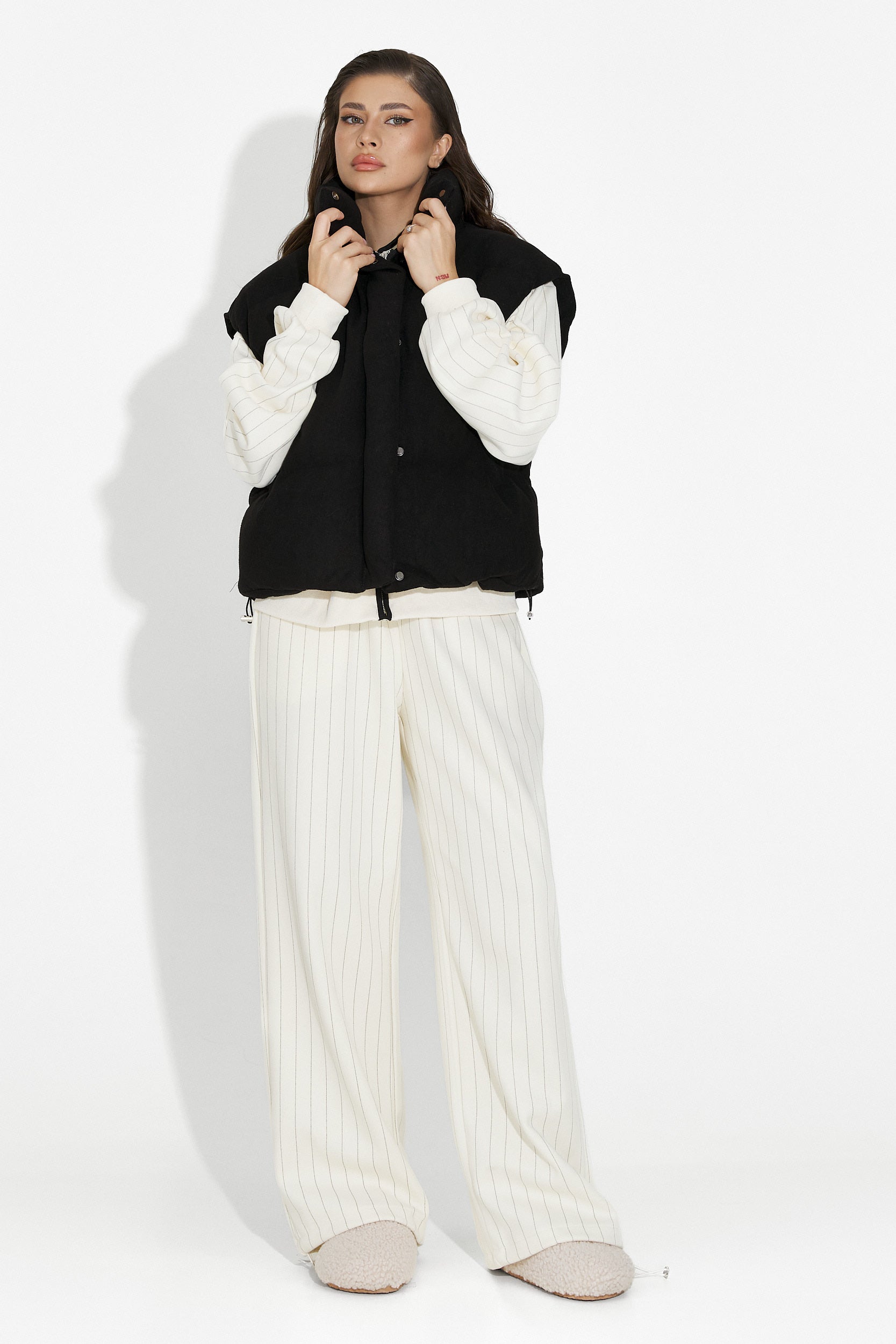 Cendira Bogas Fekete Hétköznapi Női Mellény